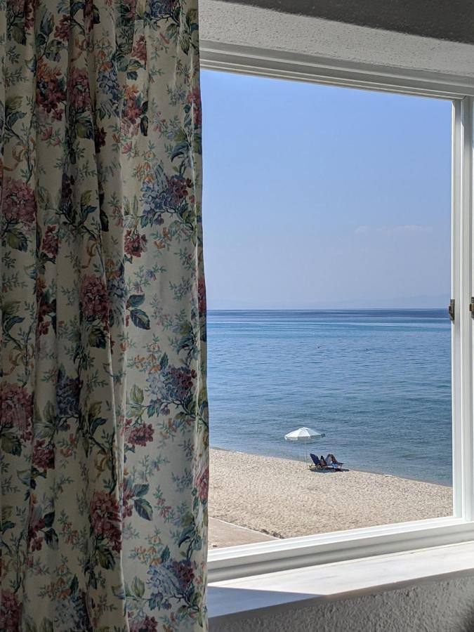 Seafront Apartment Pefkochori Eksteriør billede